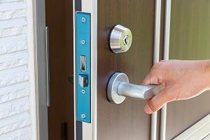 Türbeschläge - Einbruchschutz für Türen