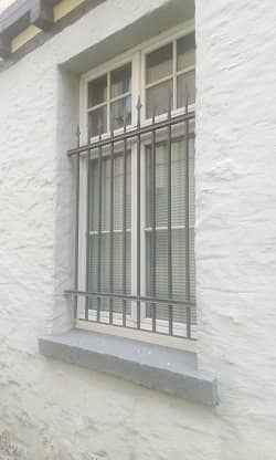 Fenstergitter - Sicherheitsgitter als Einbruchschutz für Fenster